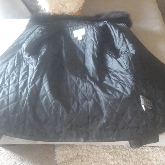 Ladies coat - Picture 8 of 16